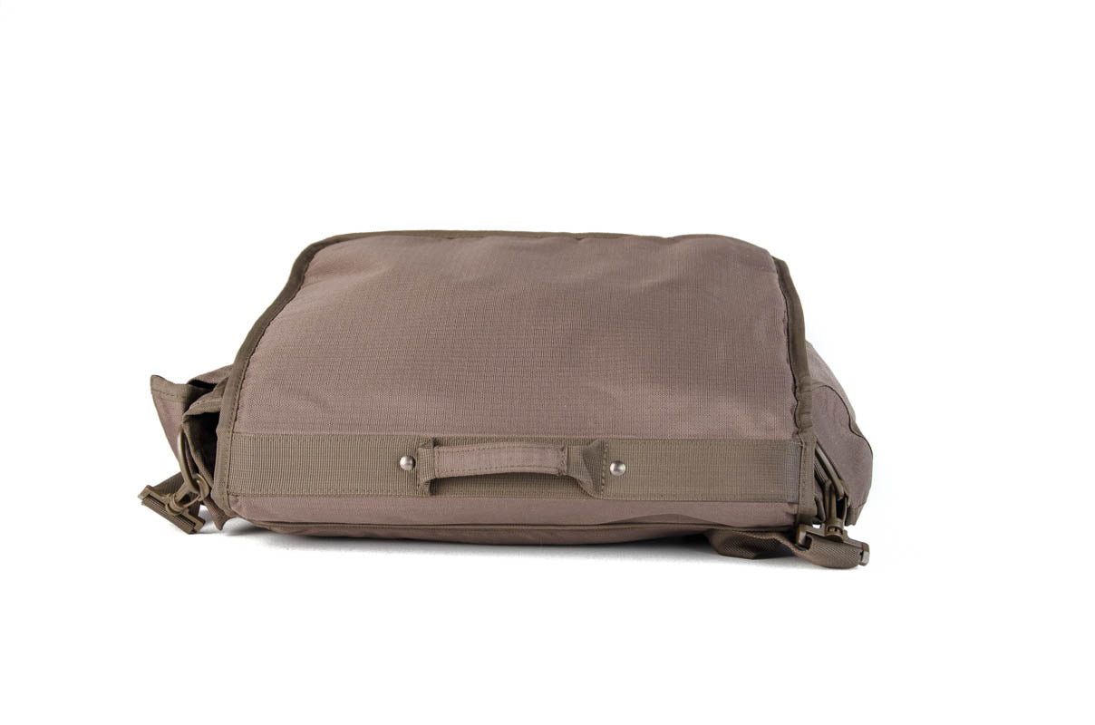 ESSL - SB22 Multikfunktions-Schultertasche, oliv