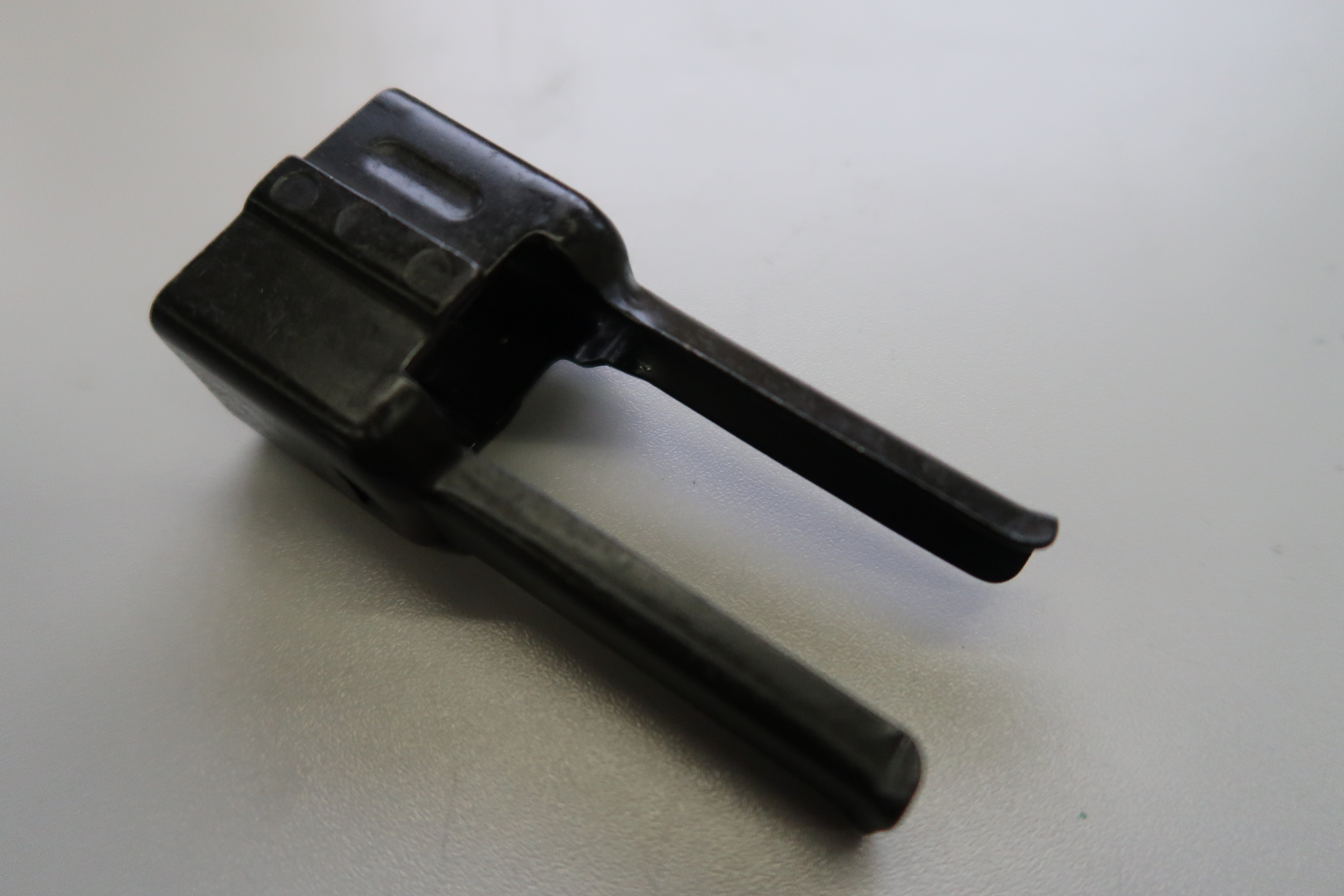 Patroneneinführer für UZI Magazin