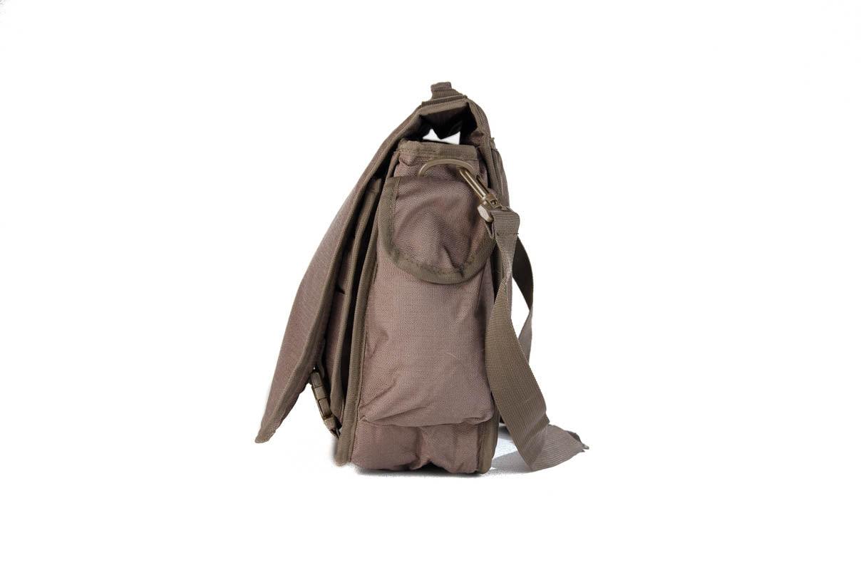 ESSL - SB22 Multikfunktions-Schultertasche, oliv