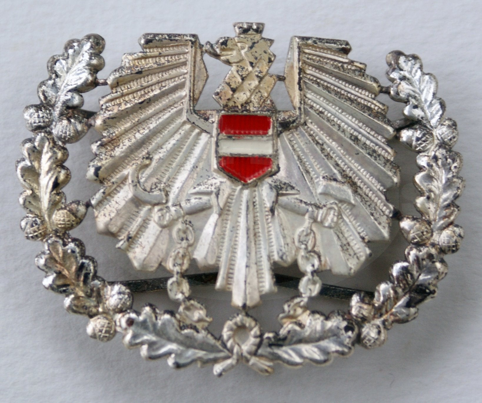 österr. Bundesheer Barett/Tellerkappen-Abzeichen, ÖBH Adler, BH, silber - gebraucht